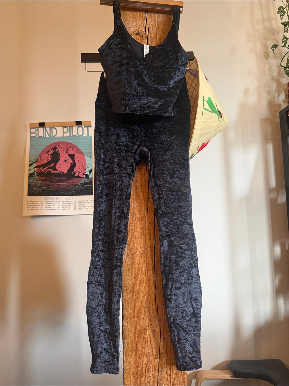 NWOT Lululemon velvet set - crop align top and cropped high waisted pants $65